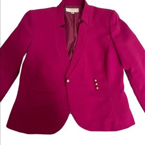 Beautiful Fuchsia Tahari Arthur S Levine Size 10 Women's Suit. Clean Gently Used